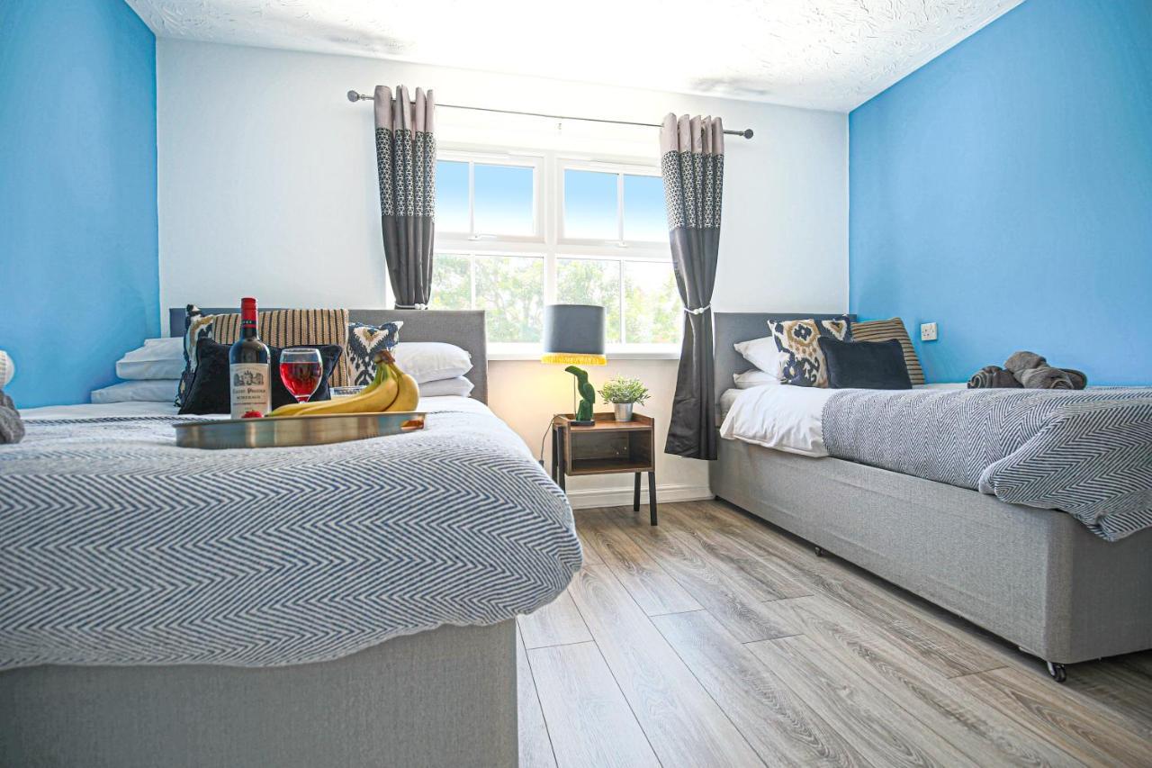 Delightful 2 Bed Apartment For Bicester Outlet Shopping By Platinum Key Properties Extérieur photo