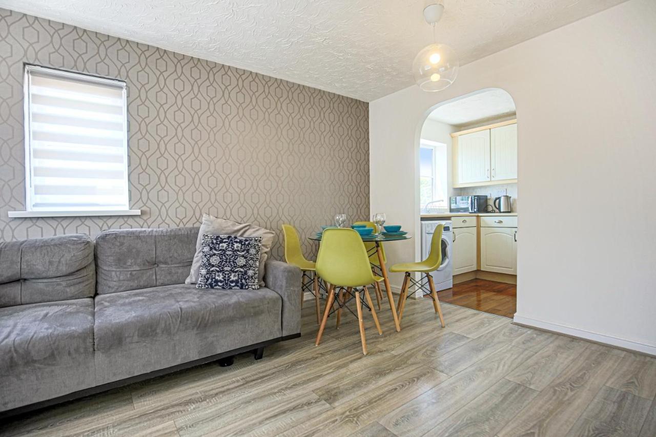 Delightful 2 Bed Apartment For Bicester Outlet Shopping By Platinum Key Properties Extérieur photo
